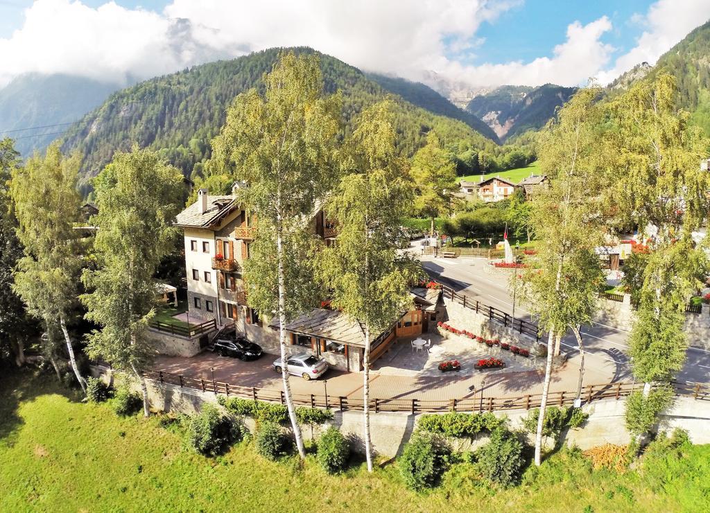 Hotel Stella Del Nord Courmayeur Eksteriør billede