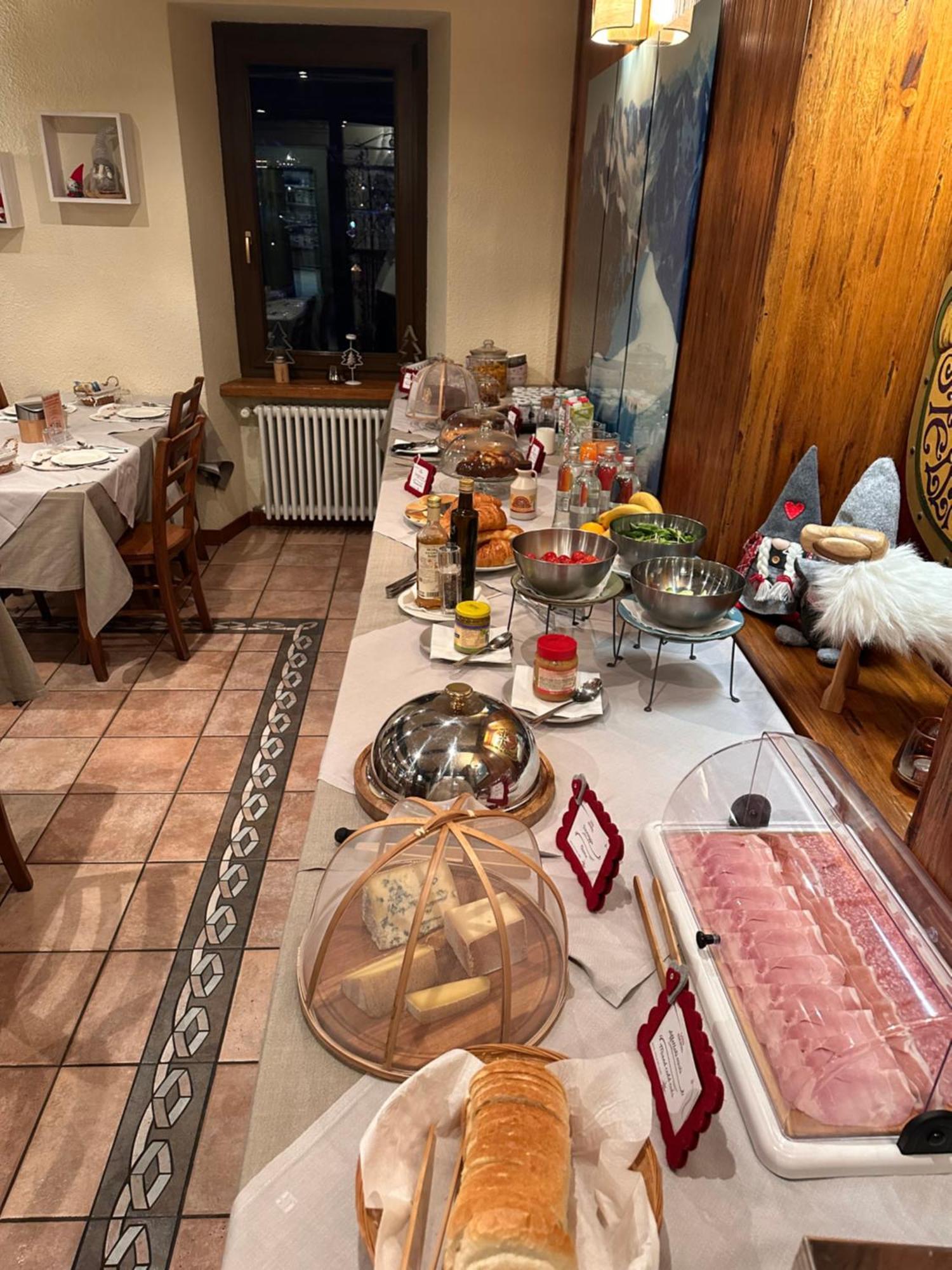 Hotel Stella Del Nord Courmayeur Eksteriør billede
