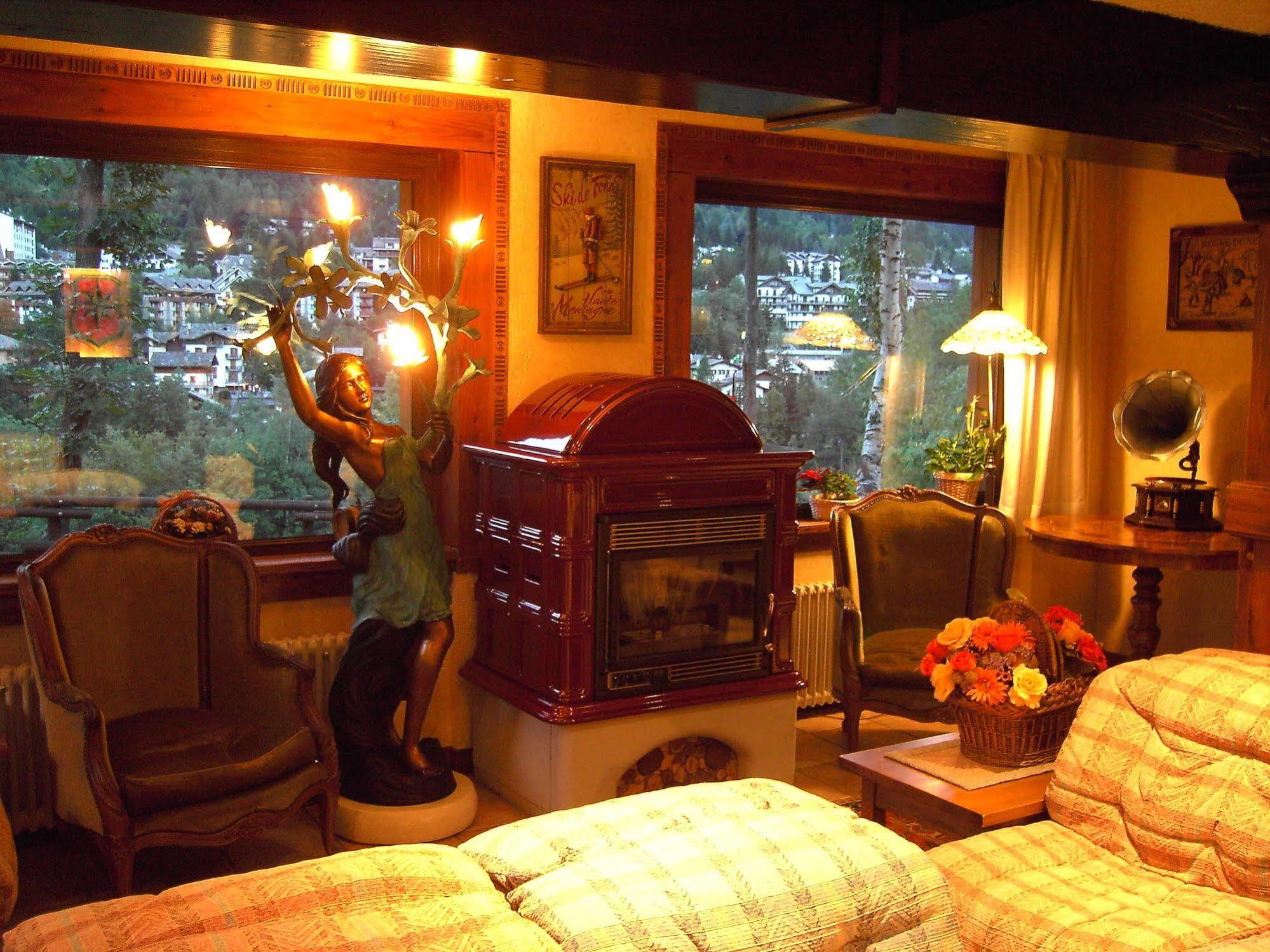 Hotel Stella Del Nord Courmayeur Eksteriør billede